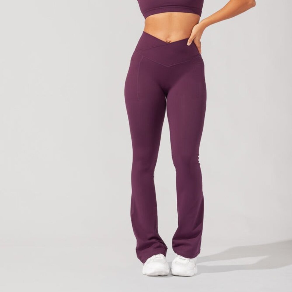 Crisscross Hourglass® Flared Leggings with Pockets - Winter Plum